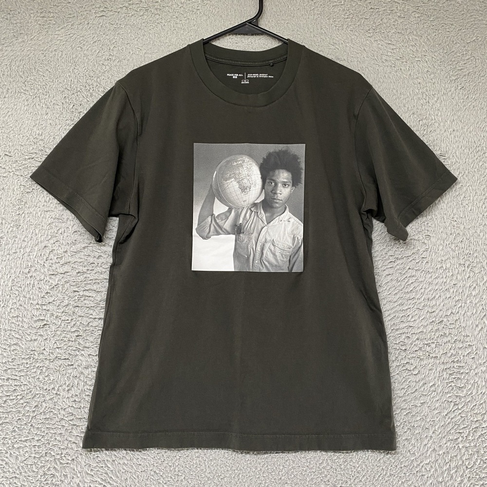 Uniqlo Peace For All Shirt Mens Small Gray Jean-Michel Basquiat Graphic Tee